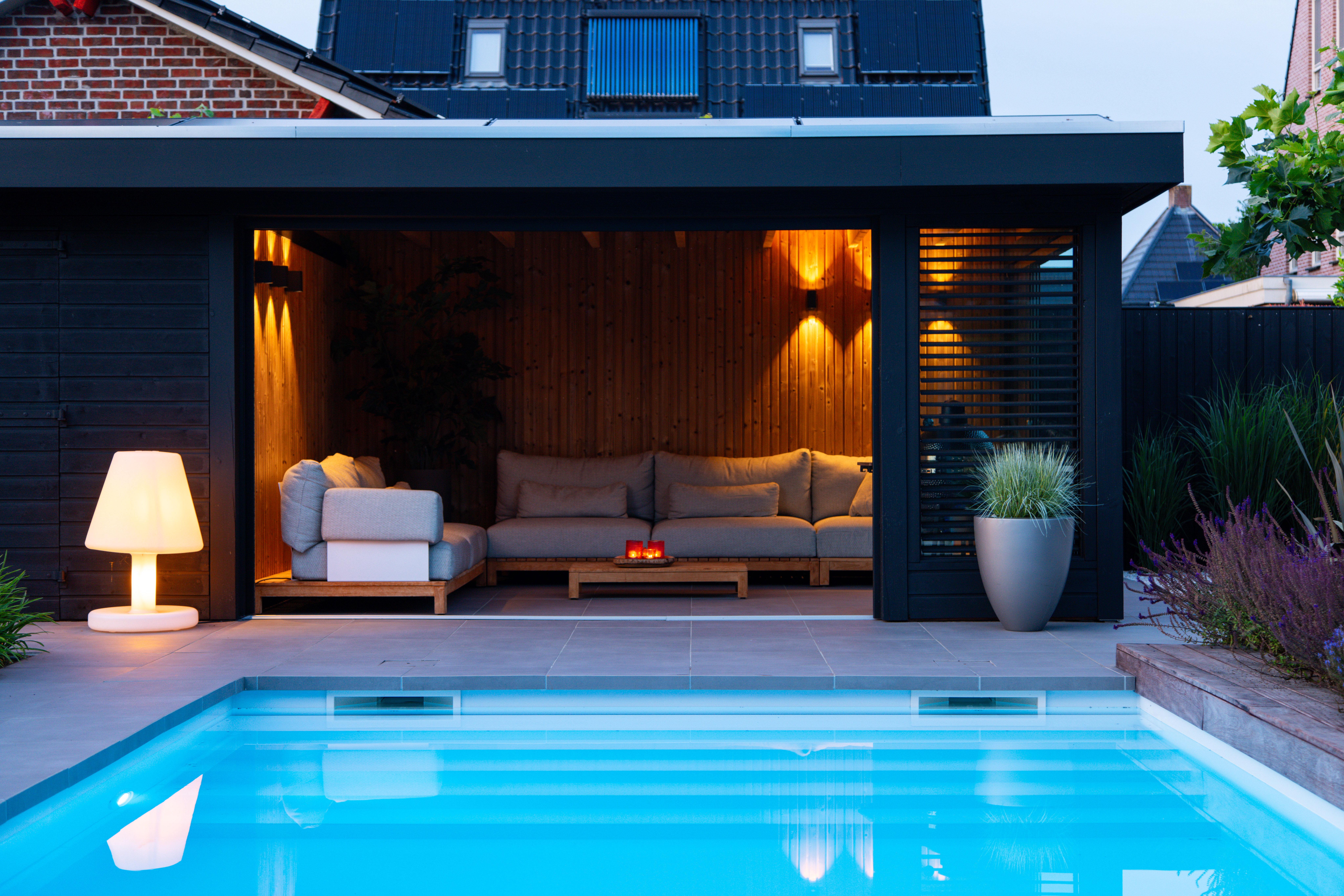 Maßgefertigter Pool